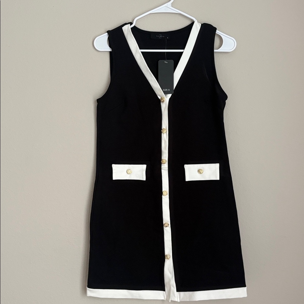 Black and Cream V-Neck Dress